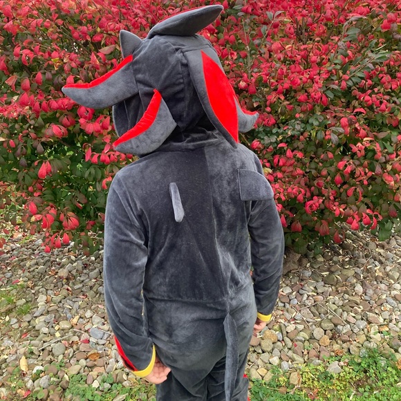 Spirit Halloween Shadow Costume 🎃 - Picture 8 of 8